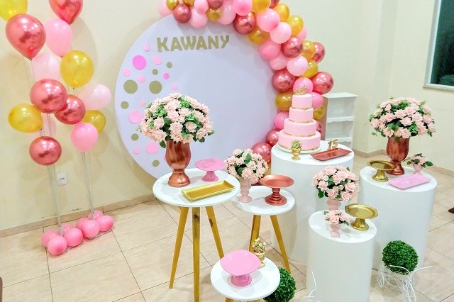 Decoração de Festa Mini Table com Arco Desconstuído